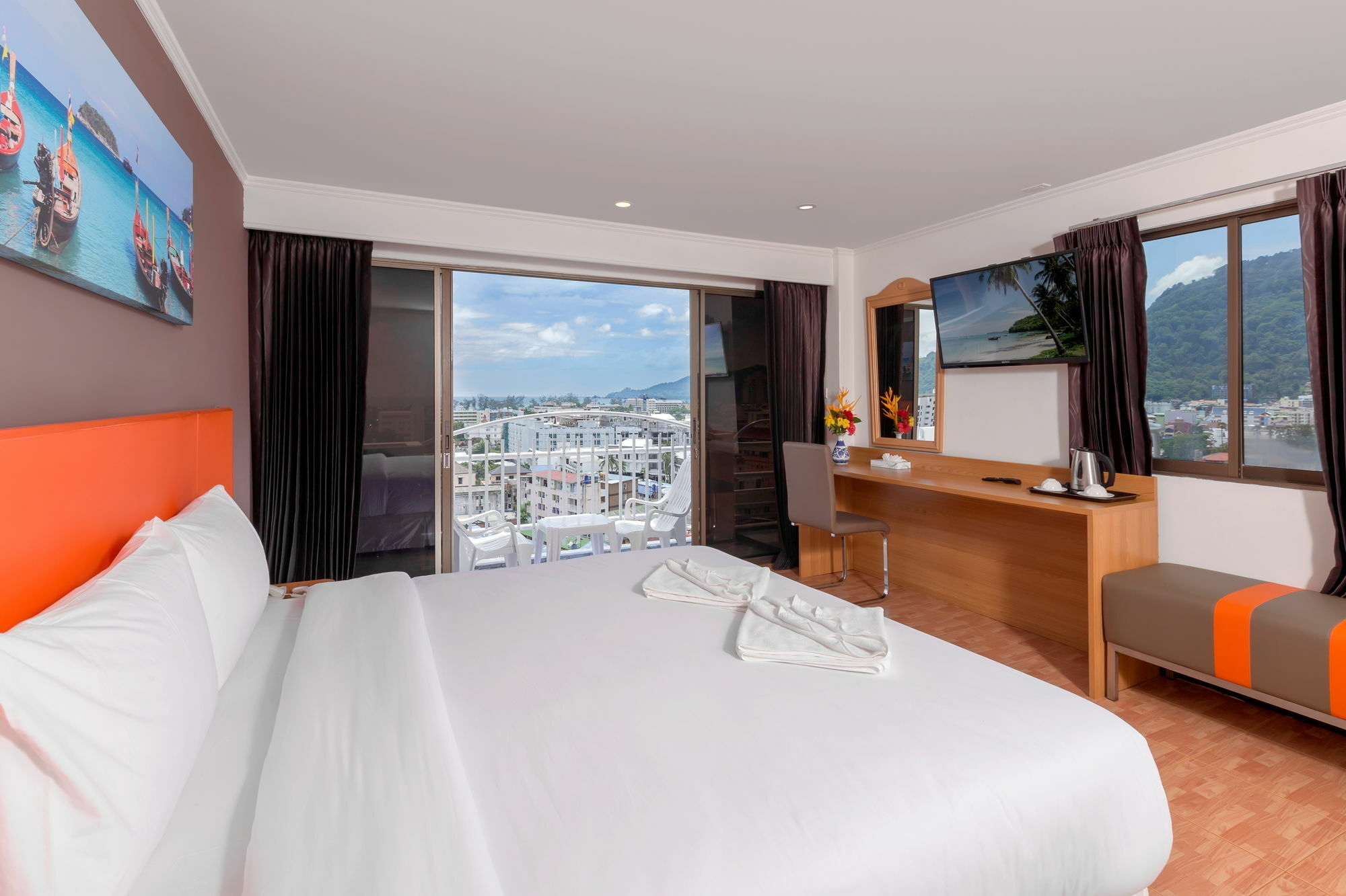 Patong 7Days Premium Hotel Phuket Екстериор снимка